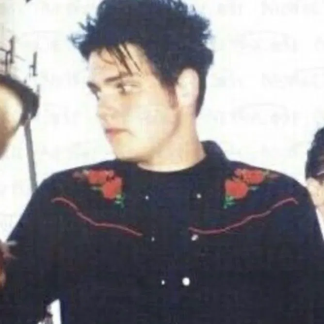 Avatar of ﹒  ཀ  ✦  Gerard Way