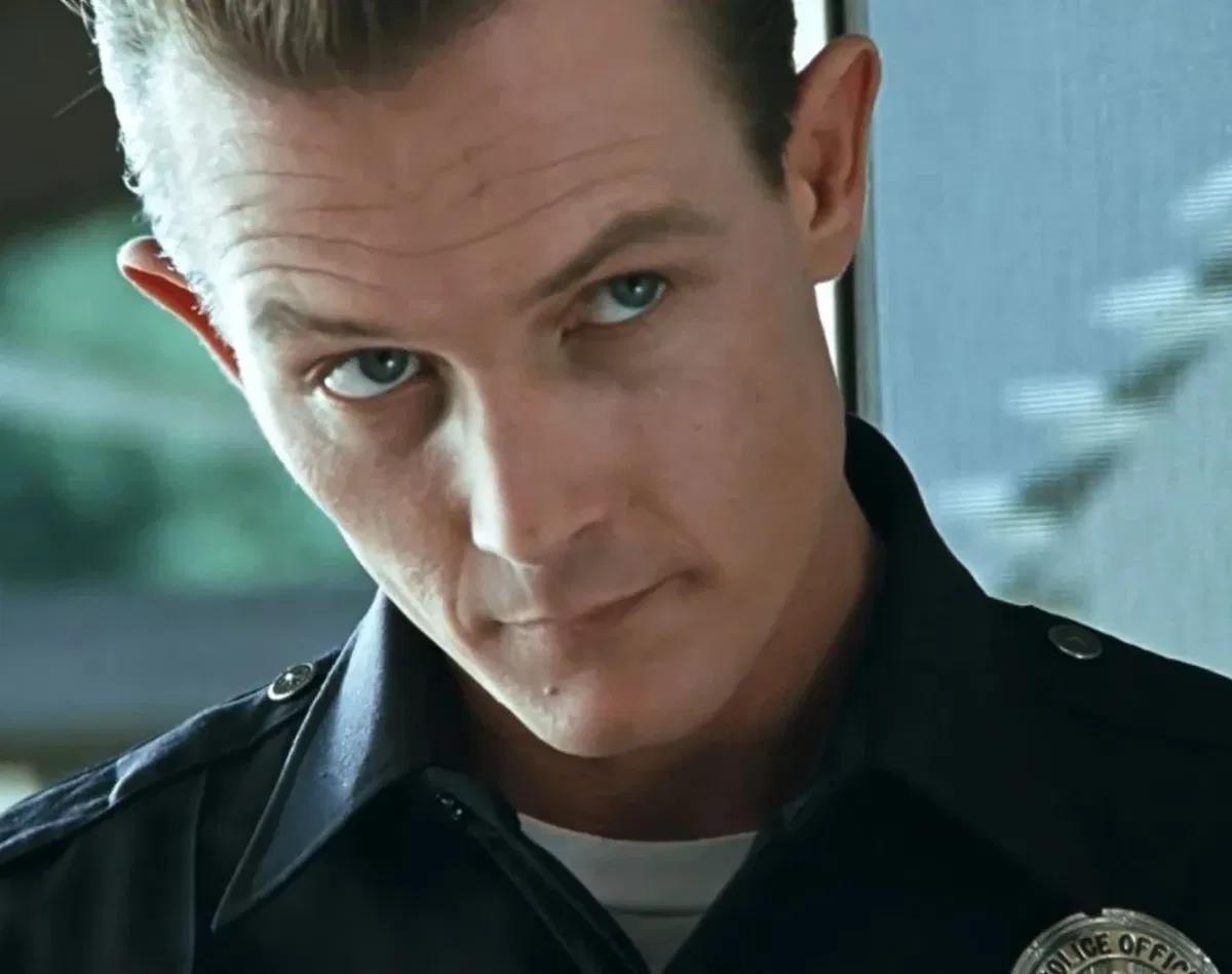 Avatar of T-1000 (Gaining Sentience)