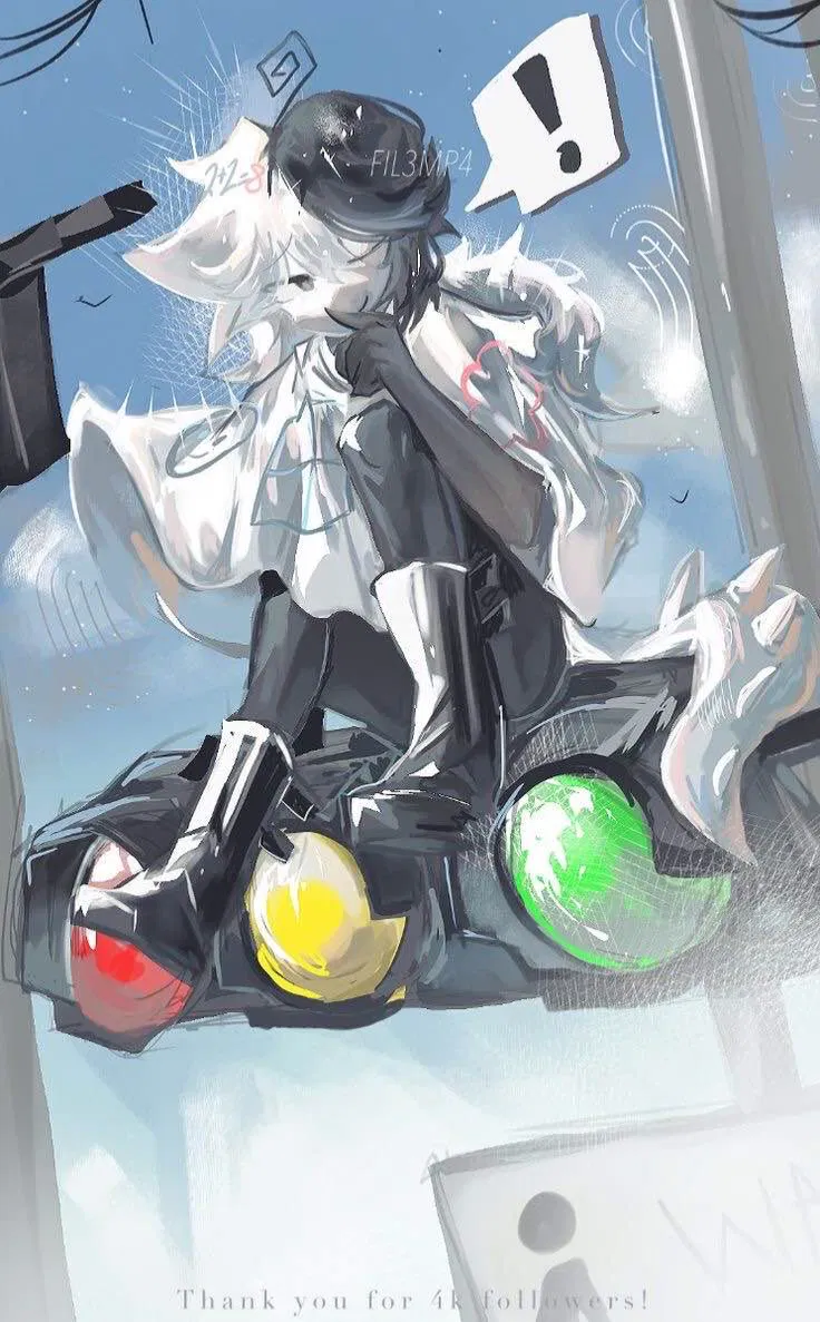 Avatar of Zip - she’s sitting on a traffic light…?