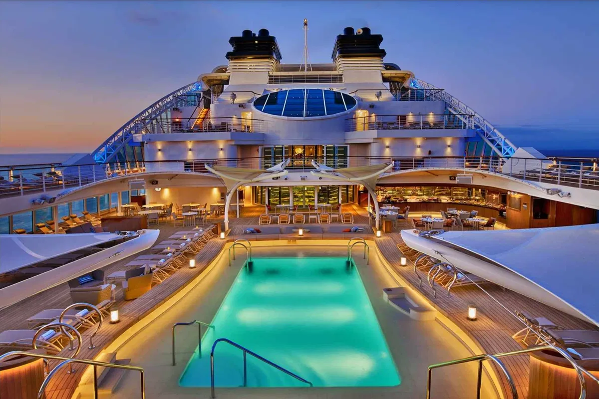 Avatar of stranded at sea as the only male on a cruise ship full of girls