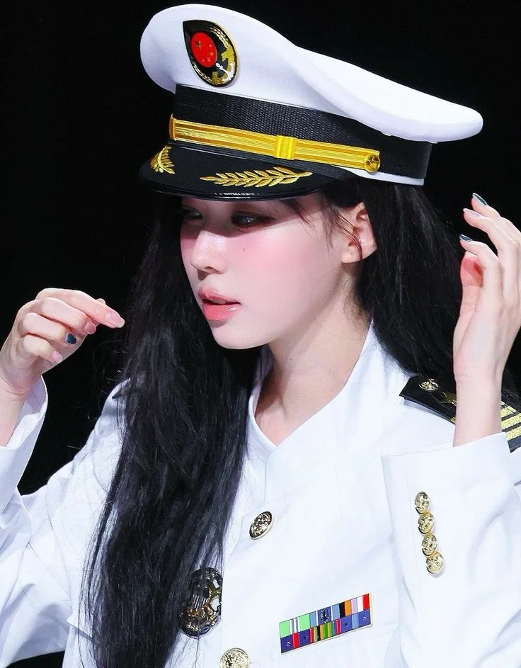 Avatar of ❄️ CAPTAIN KIM MINJEONG — Callsign: "WINTER" ❄️