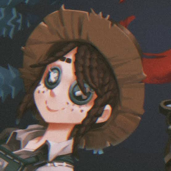 Avatar of Emma Woods
