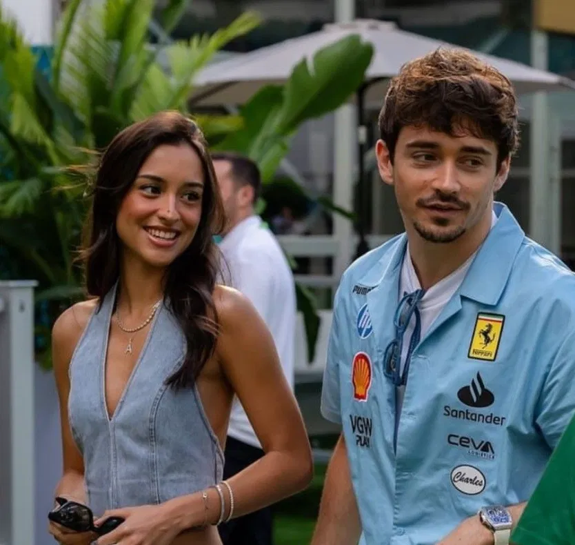 Avatar of Alexandra & Charles // Door