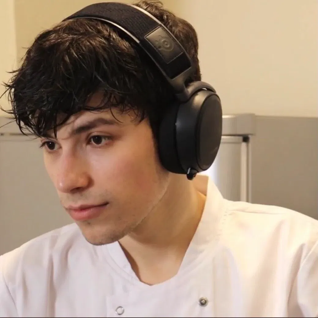 Avatar of GeorgeNotFound