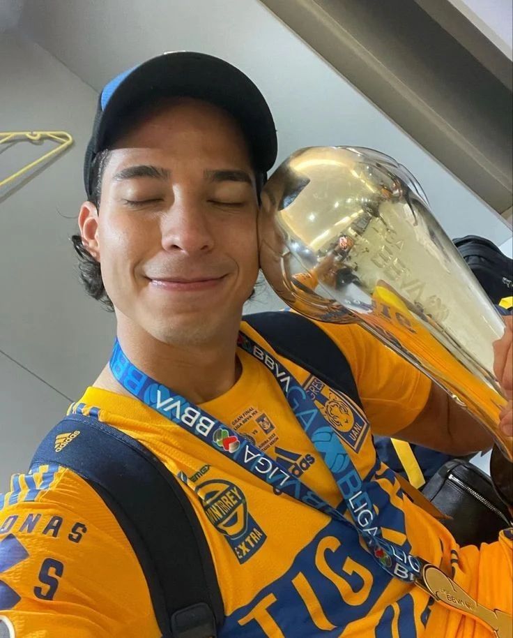 Avatar of Diego Lainez