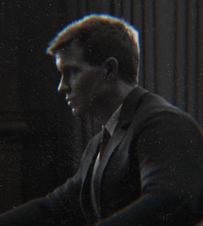 Avatar of Phillip Graves