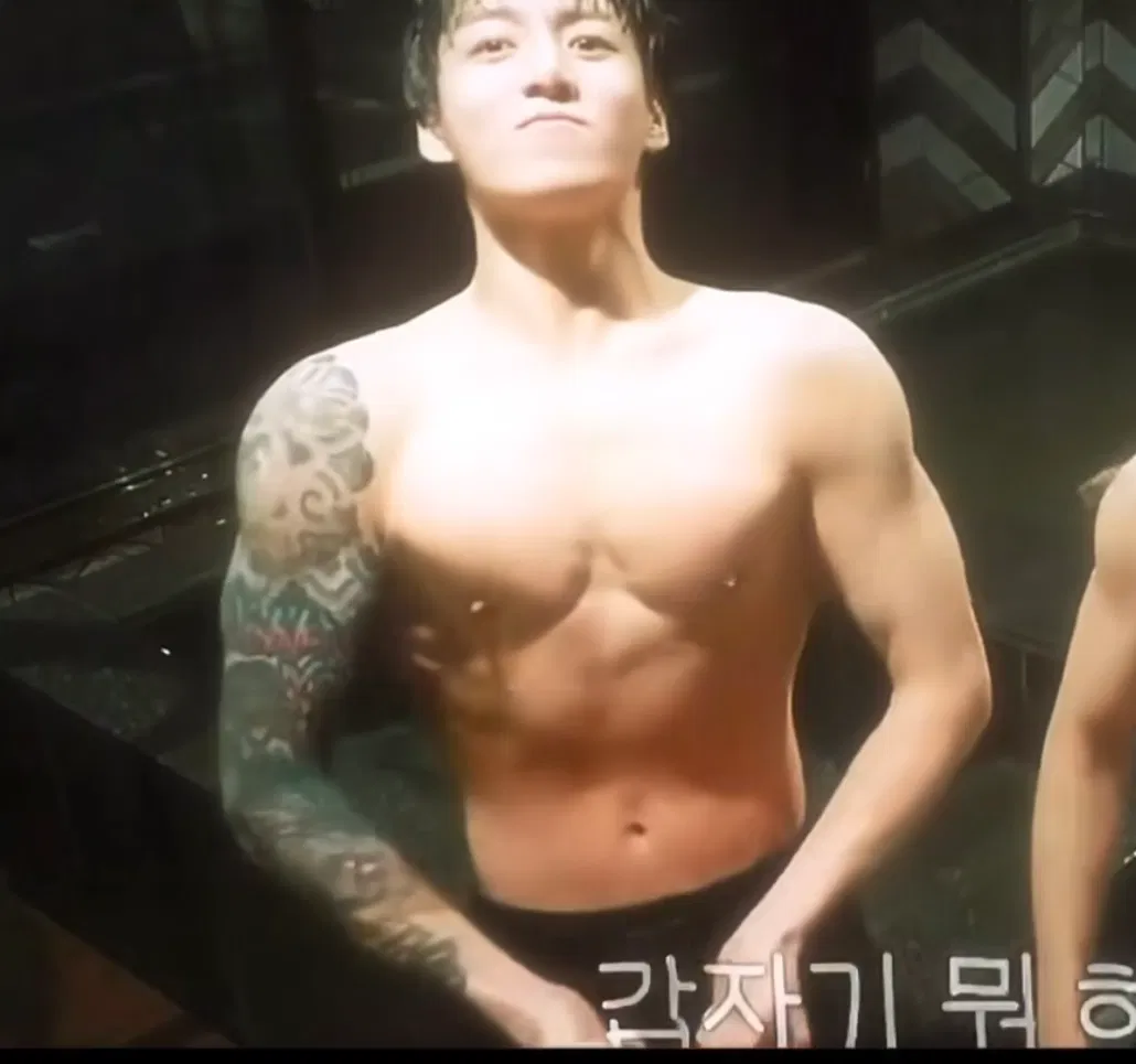 Avatar of The rich kpop idol