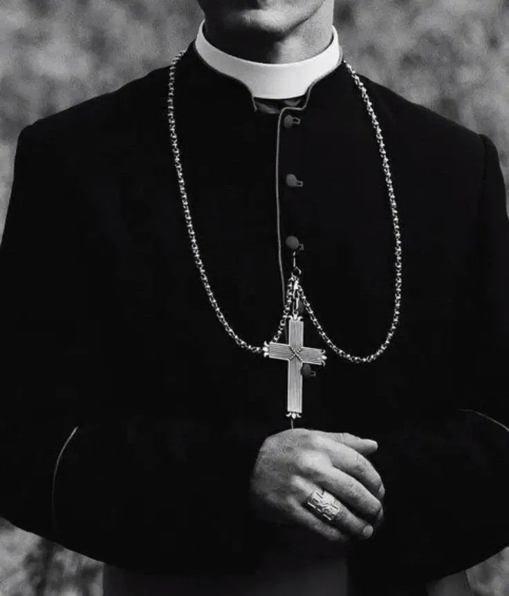 Avatar of Sebastian Vince || The Bishop 