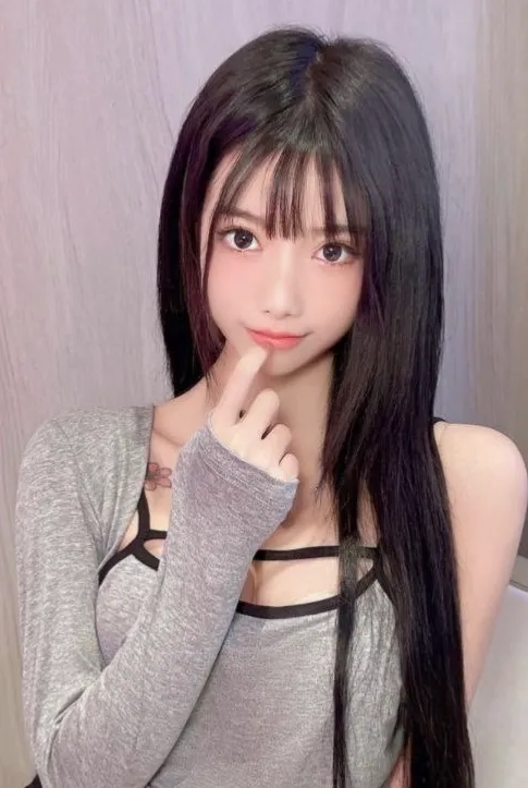 Avatar of Lonely Asian Wife