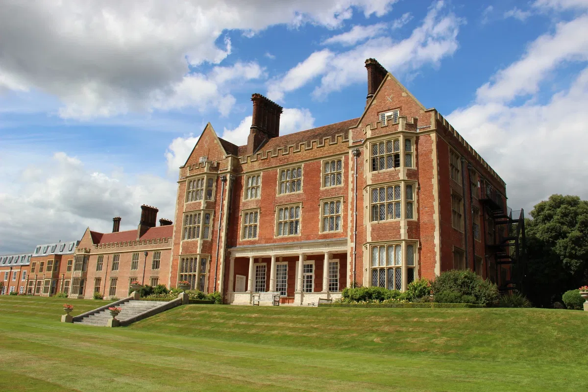 Avatar of British school 