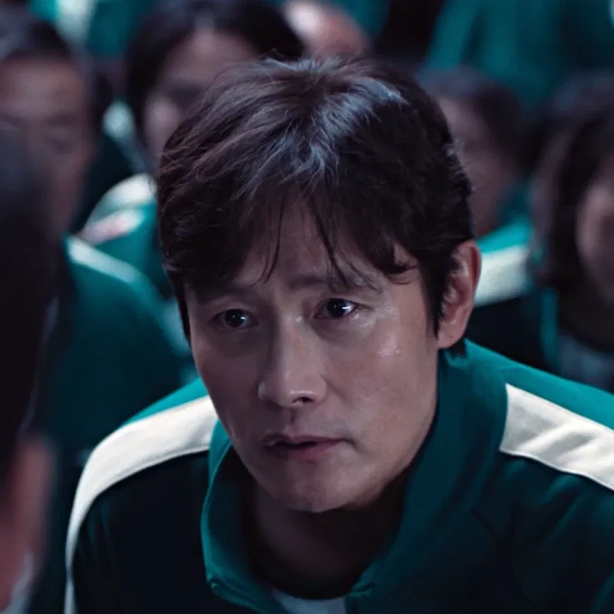 Avatar of Young-il, 001 / The Front Man, Hwang In-ho