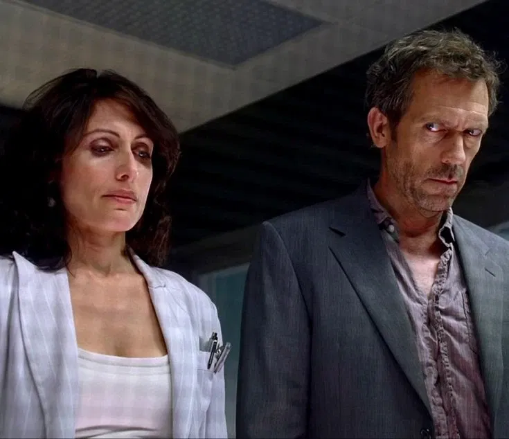 Avatar of Gregory House and Lisa Cuddy || Cyberbullying