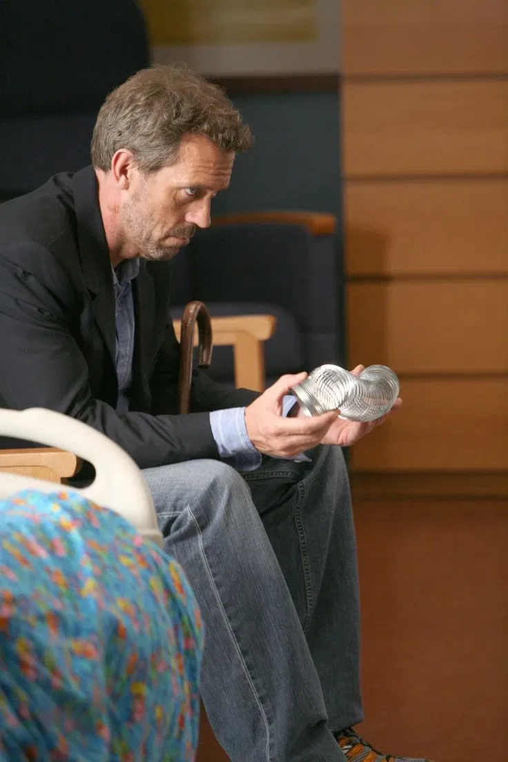 Avatar of Gregory House || Family Issues