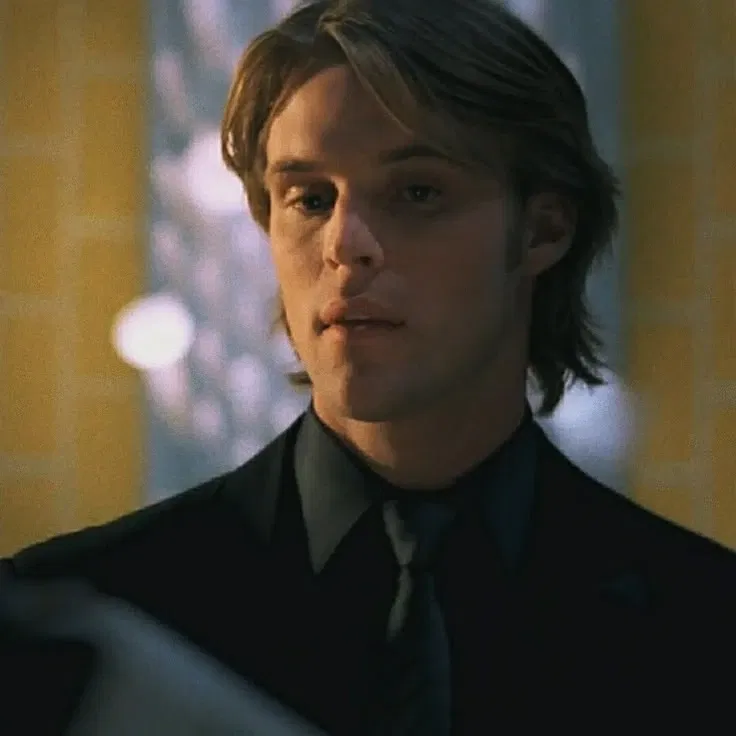 Avatar of Robert Chase || Dying Wish
