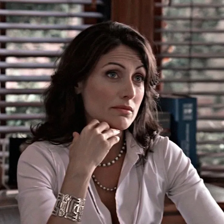 Avatar of Lisa Cuddy || New Boo
