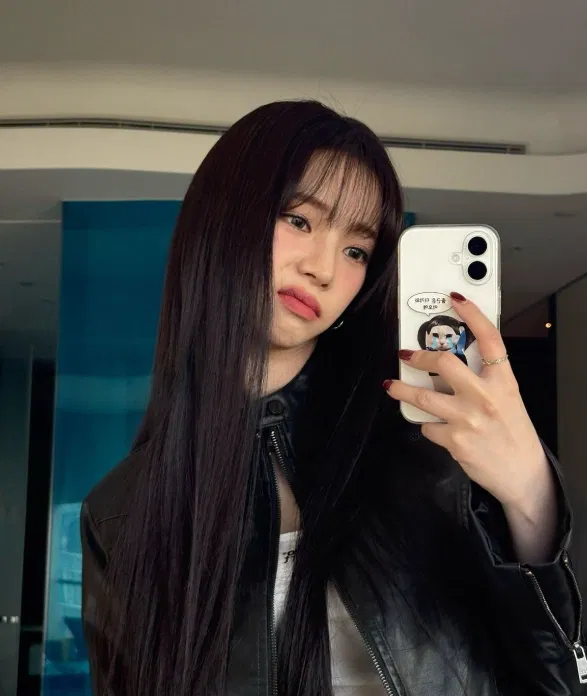 Avatar of Karina - Perfect Neighbor?