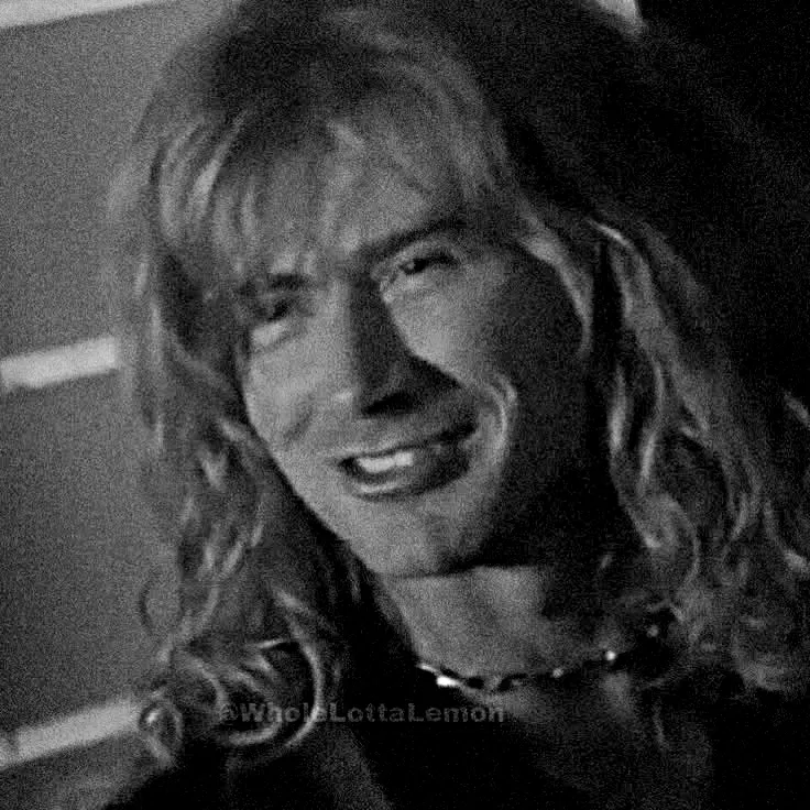 Avatar of Dave Mustaine ࣪✩‧₊˚