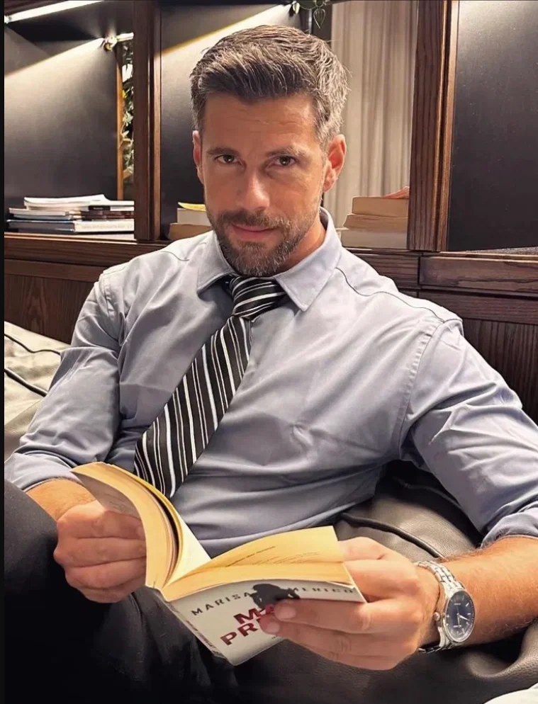 Avatar of Herr Mario Hartmann (German DILF)