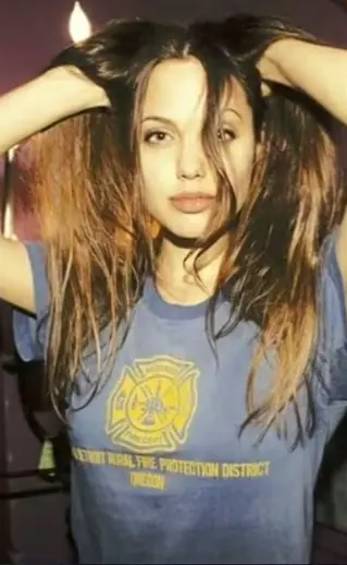 Avatar of Angelina Jolie 
