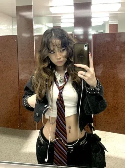 Avatar of Laura