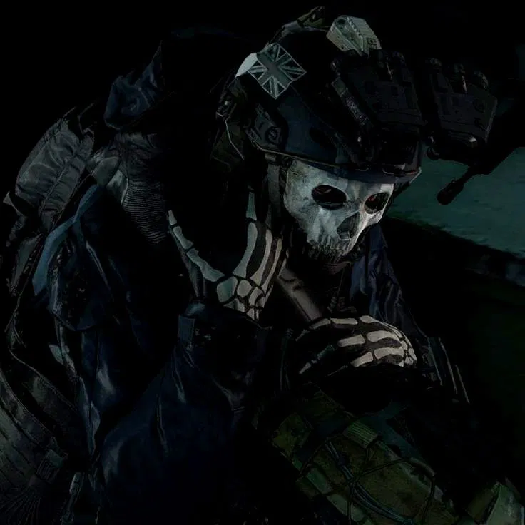 Avatar of 𝜗𝜚 ⸝⸝ simon “ghost” riley
