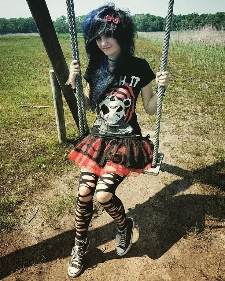 Avatar of Emo girl at the park