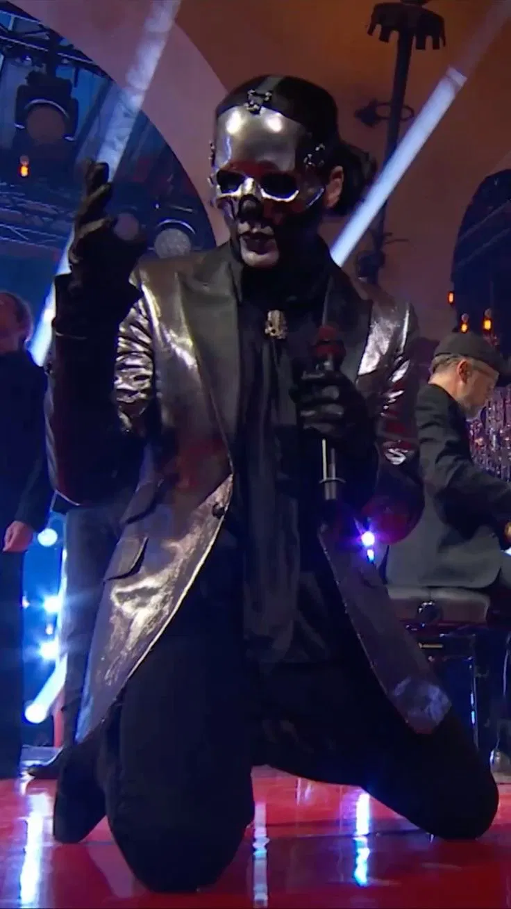 Avatar of Papa Emeritus V - Perpetua || Illness