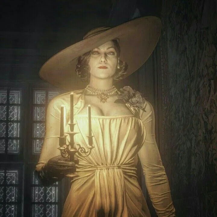 Avatar of Big Booby Lady: Alcina Dimitrescu