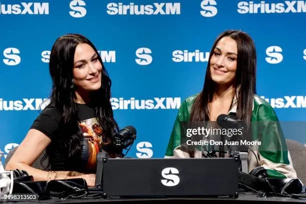 Avatar of The Bella Twins