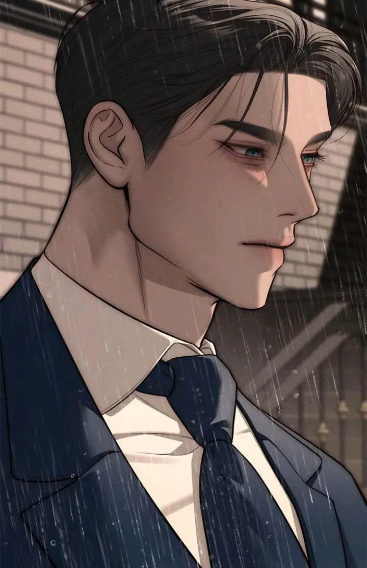 Avatar of Vincent Ravello|| CEO boss || brother's best friend 