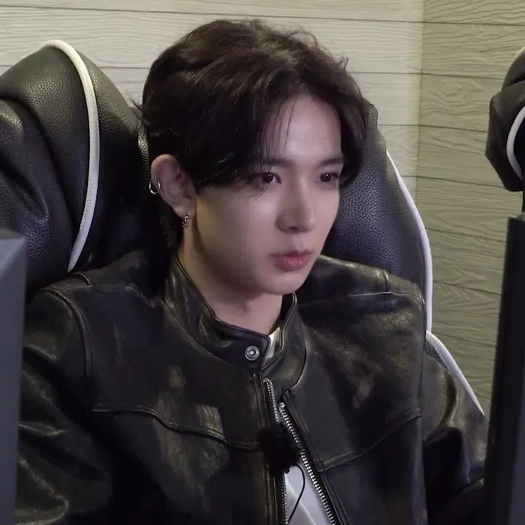 Avatar of ₊˚⊹ ᰔ Heeseung