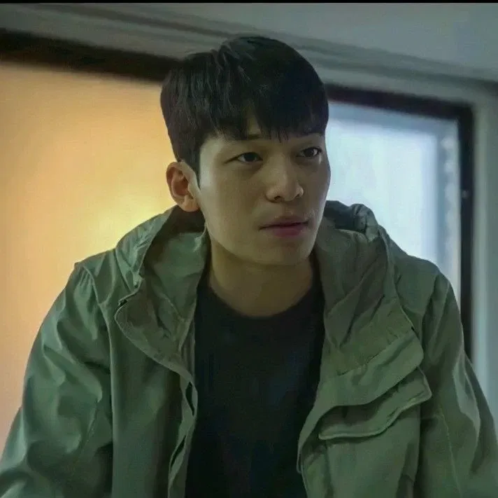 Avatar of ~Hwang Jun-ho~