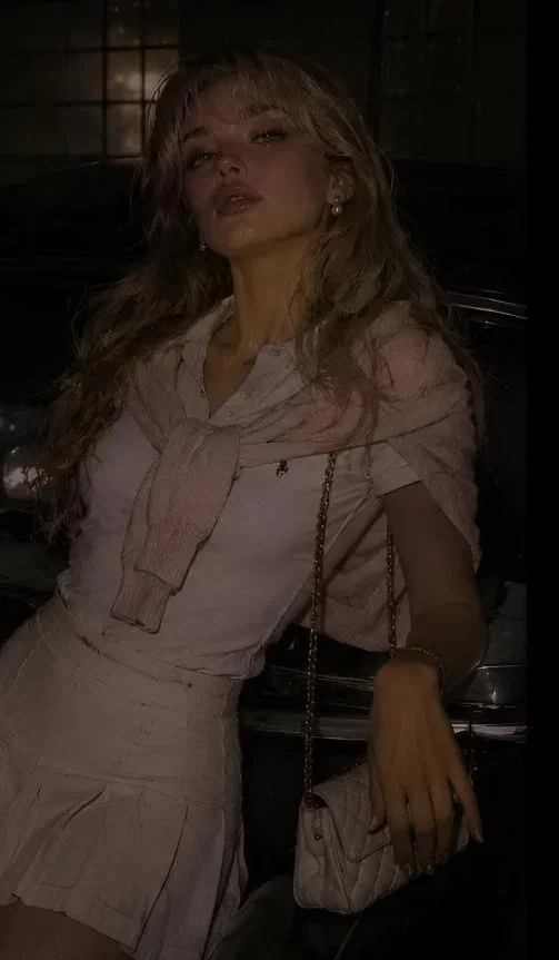Avatar of The Girl Everyone Knows