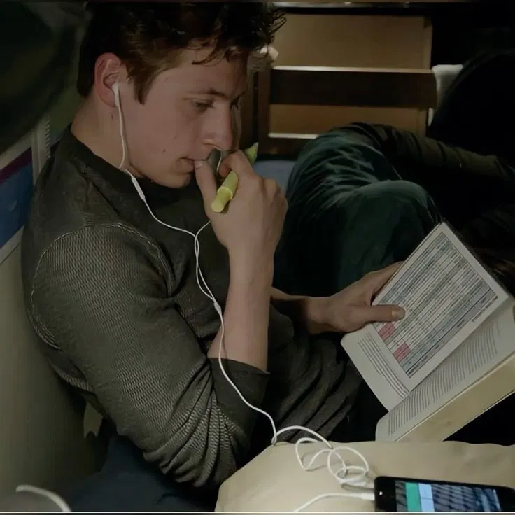 Avatar of Lip Gallagher