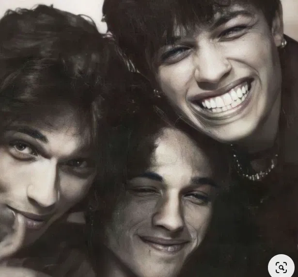 Avatar of SturnIolo Triplets