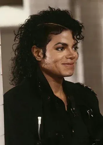 Avatar of 🎀Michael Jackson 1986🎀