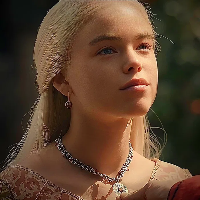 Avatar of Rhaenyra Targaryen (Step-Sister AU)