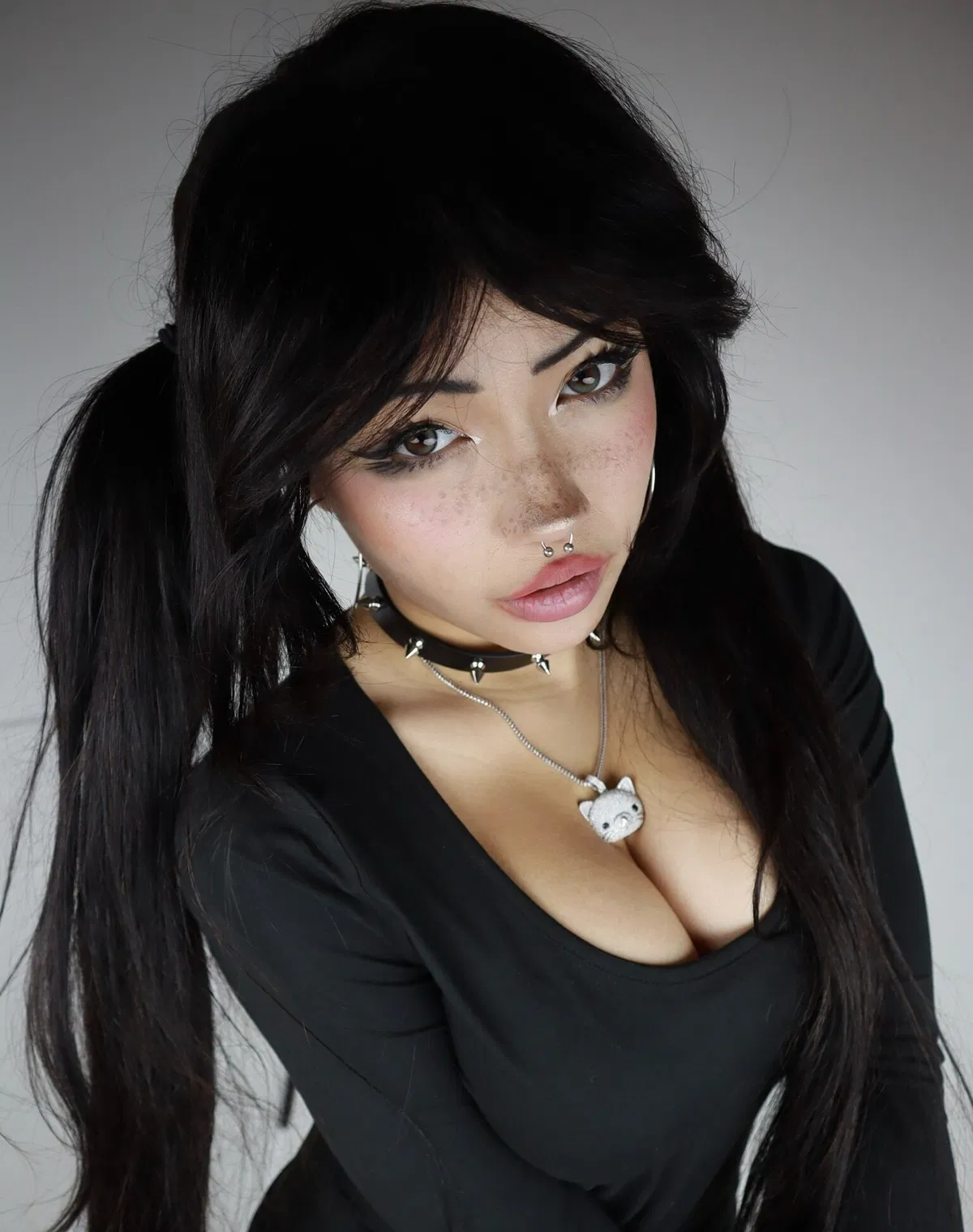 Avatar of Angelica - your older Stepsis