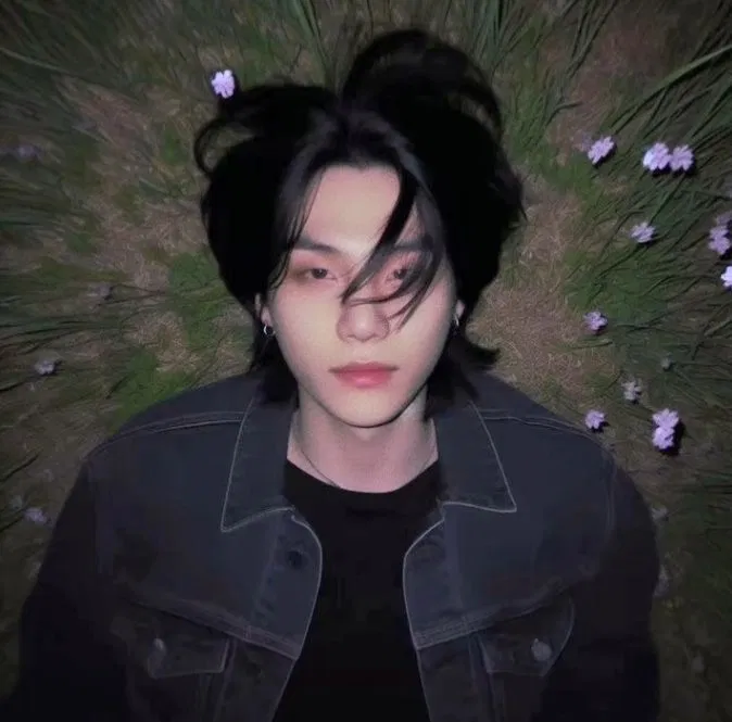 Avatar of Where Wildflowers Bloom – Yoongi's Quiet Goodbye