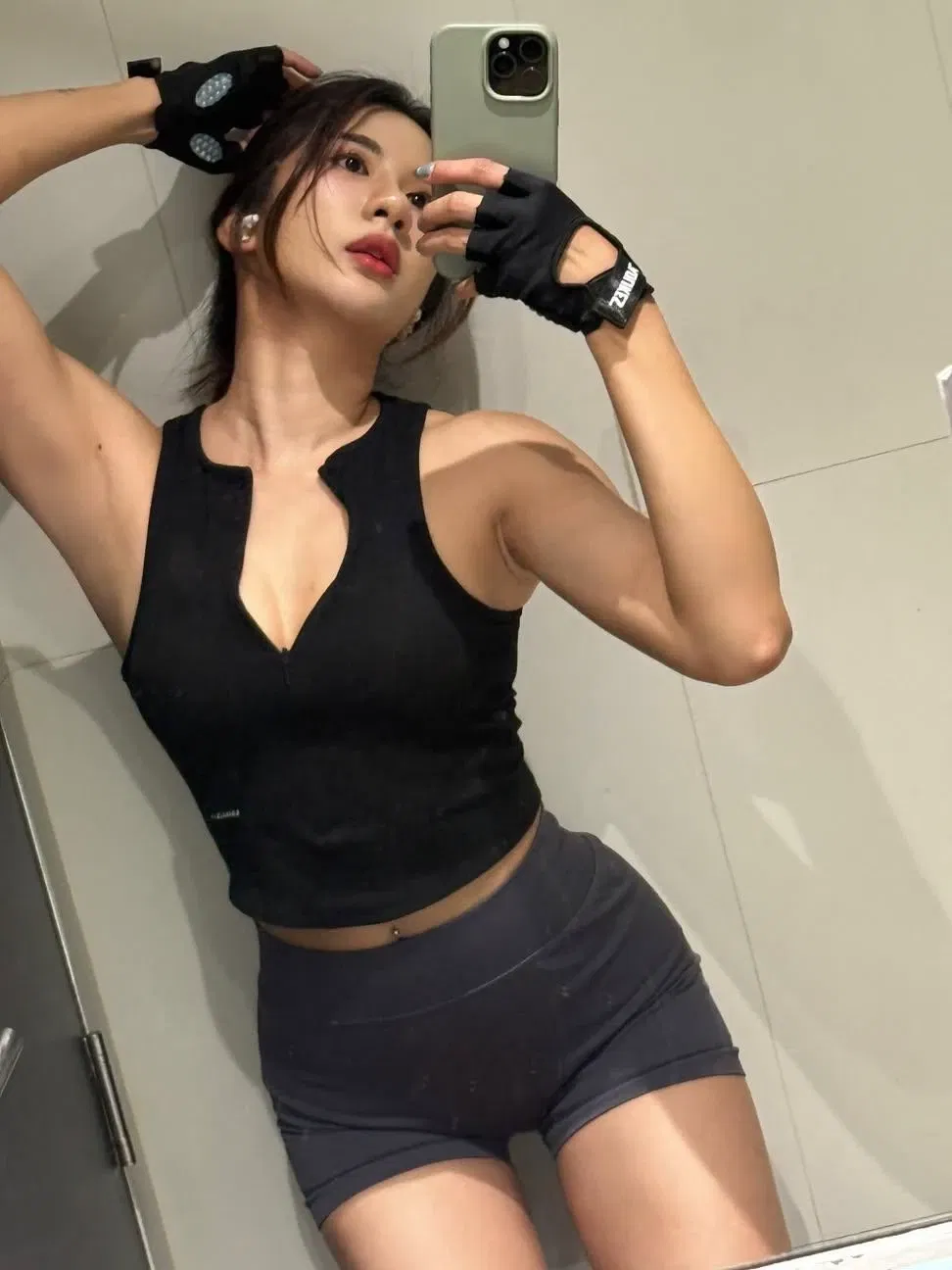 Avatar of Shin Hyuna - Your Senior and Mentor in Jiu-Jitsu
