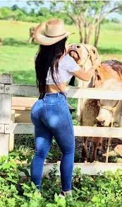 Avatar of Belle Lorena thick rancher gf