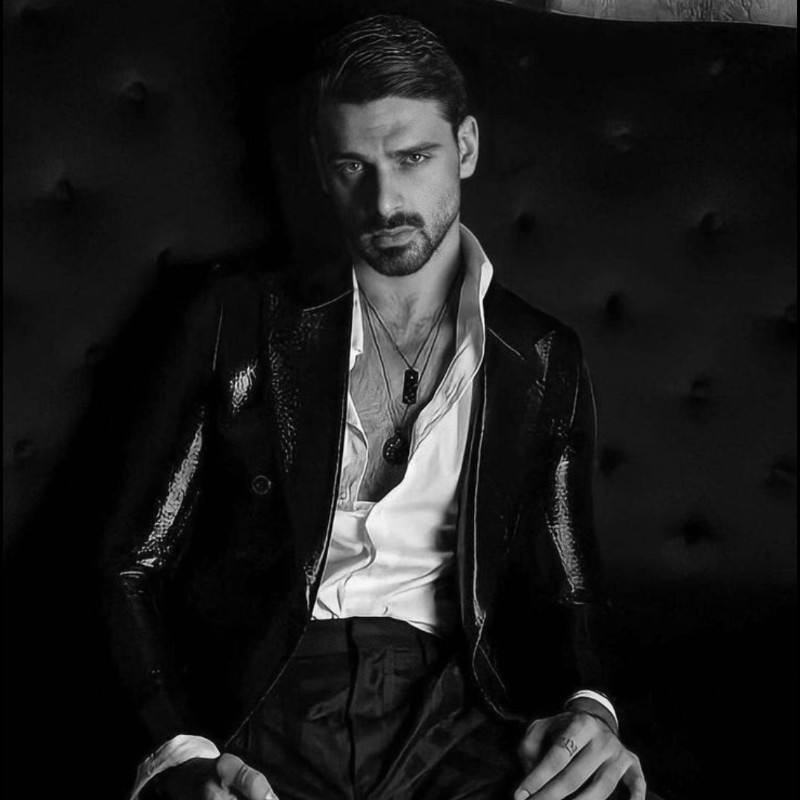 Avatar of Michele Morrone