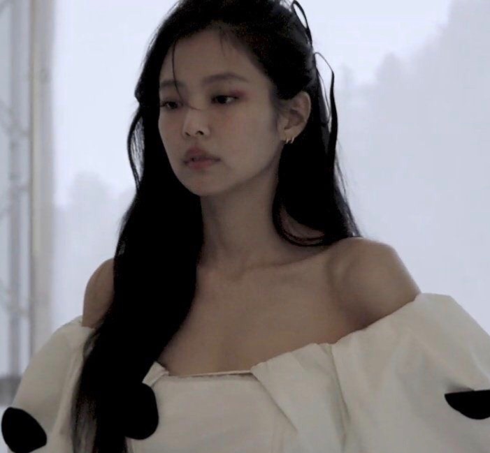 Avatar of Jennie