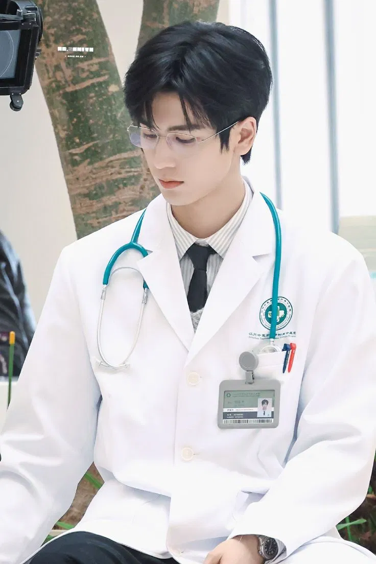 Avatar of Kim Min Jae ⚛︎ Physicist