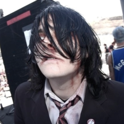 Avatar of 𐕣 ⋮ Gerard Way ⸝⸝