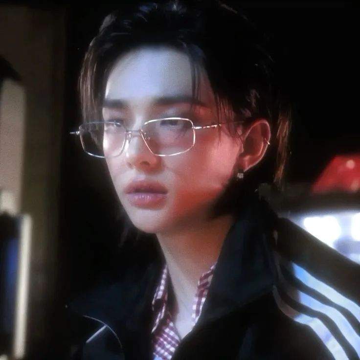 Avatar of - GUESSING GAMES - Hwang Hyunjin ᯓ★