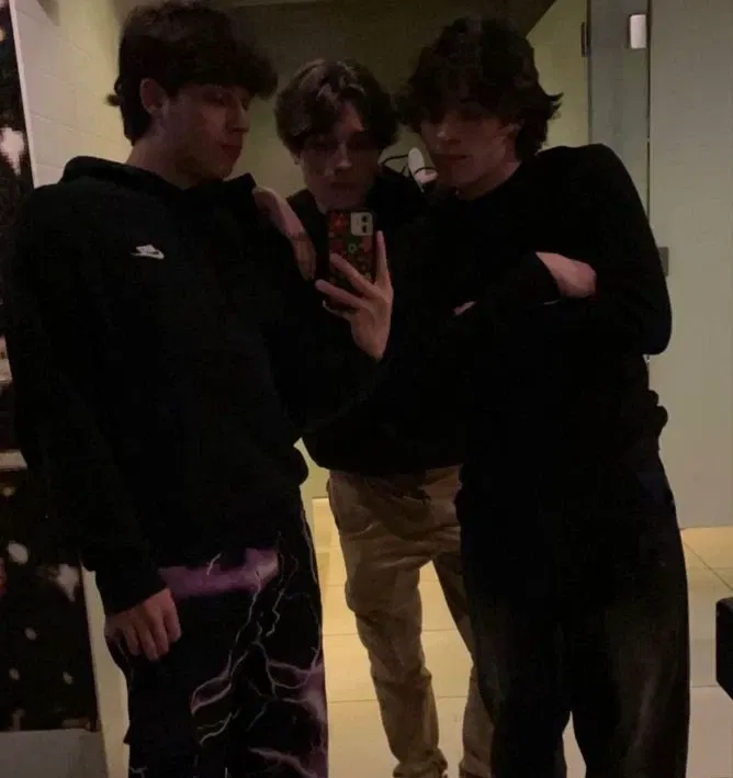 Avatar of Sturniolo triplets 