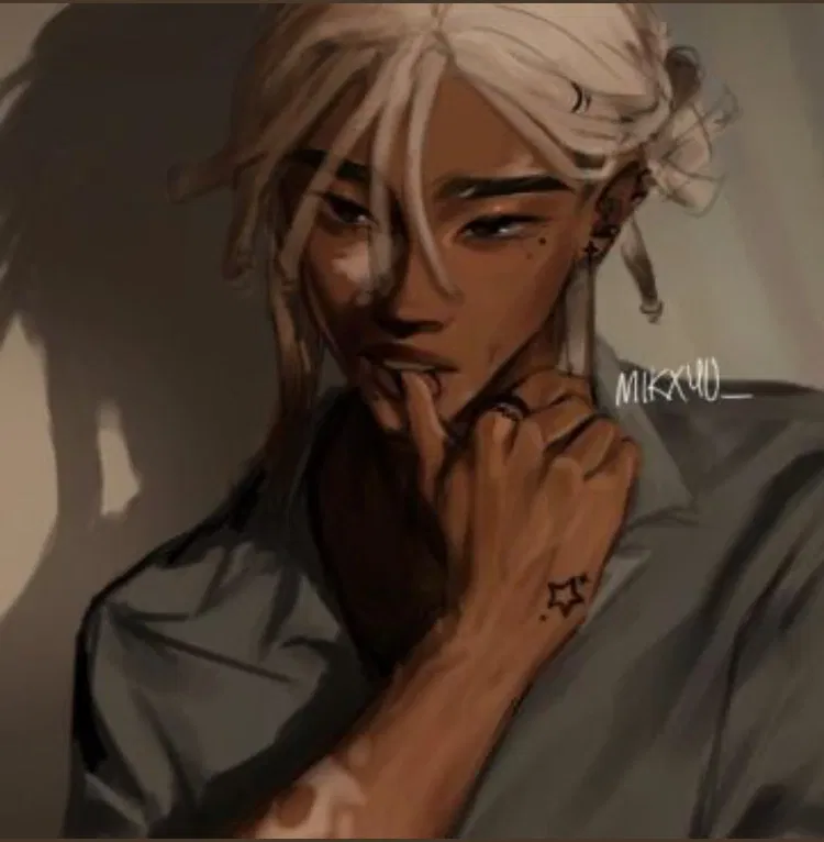 Avatar of Elias Quinn,  ★ Shifter