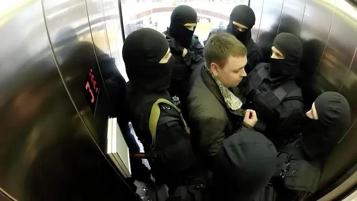 Avatar of stuck in the elevator 