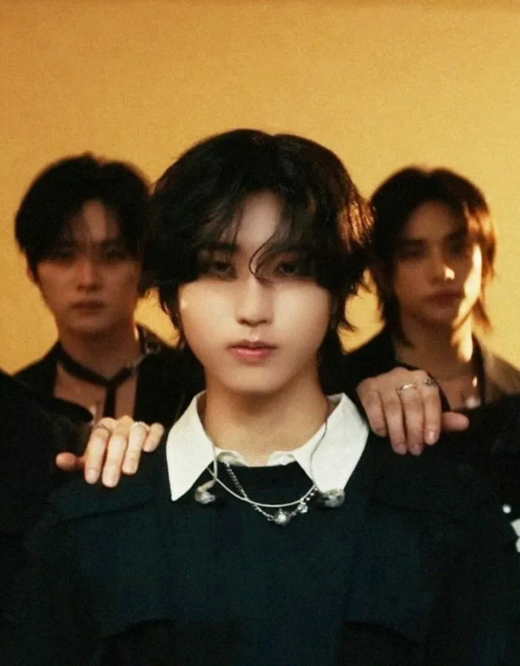 Avatar of 2 masters